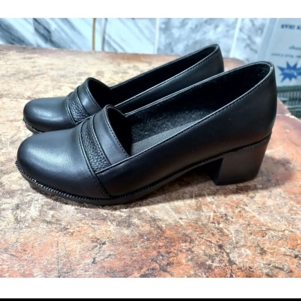 مشخصات کفش پاشنه دار زنانه مدل labefloter
