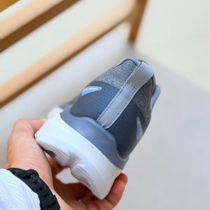 خرید اینترنتی قیمت کتونی بزرگسال طرح نایک لژدار از K-Z کد 5062401