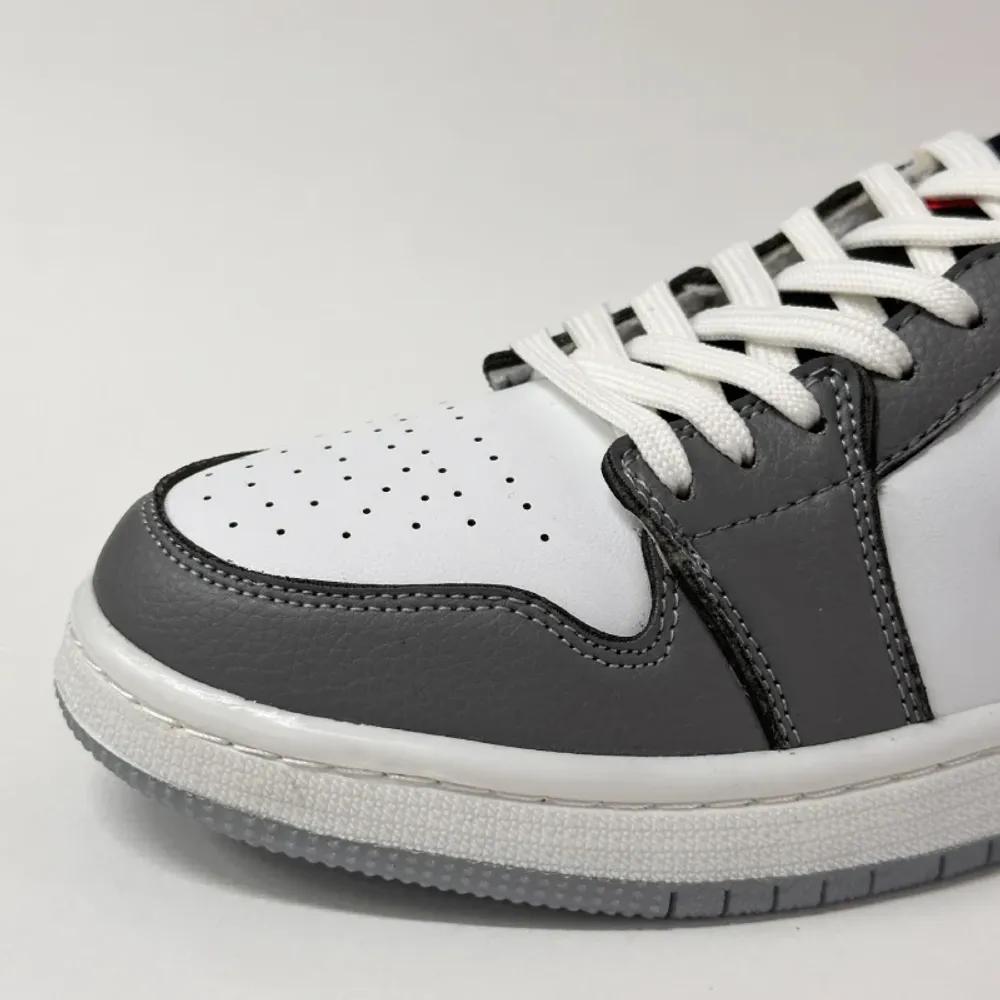 خرید اینترنتی قیمت کتونی نایک ایر جردن 1 لو سفید طوسی | Air Jordan 1 Low Smoke Grey