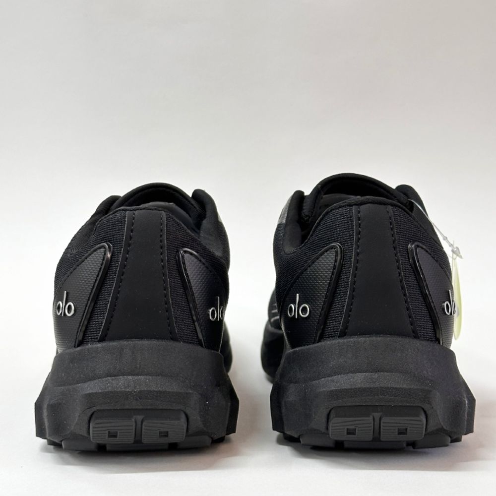 خرید اینترنتی قیمت کتونی زنانه alo yoga runner مشکی وارداتی