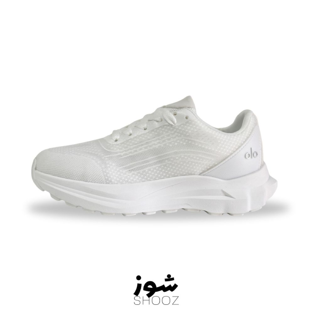 خرید اینترنتی قیمت کتونی زنانه alo yoga runner سفید وارداتی