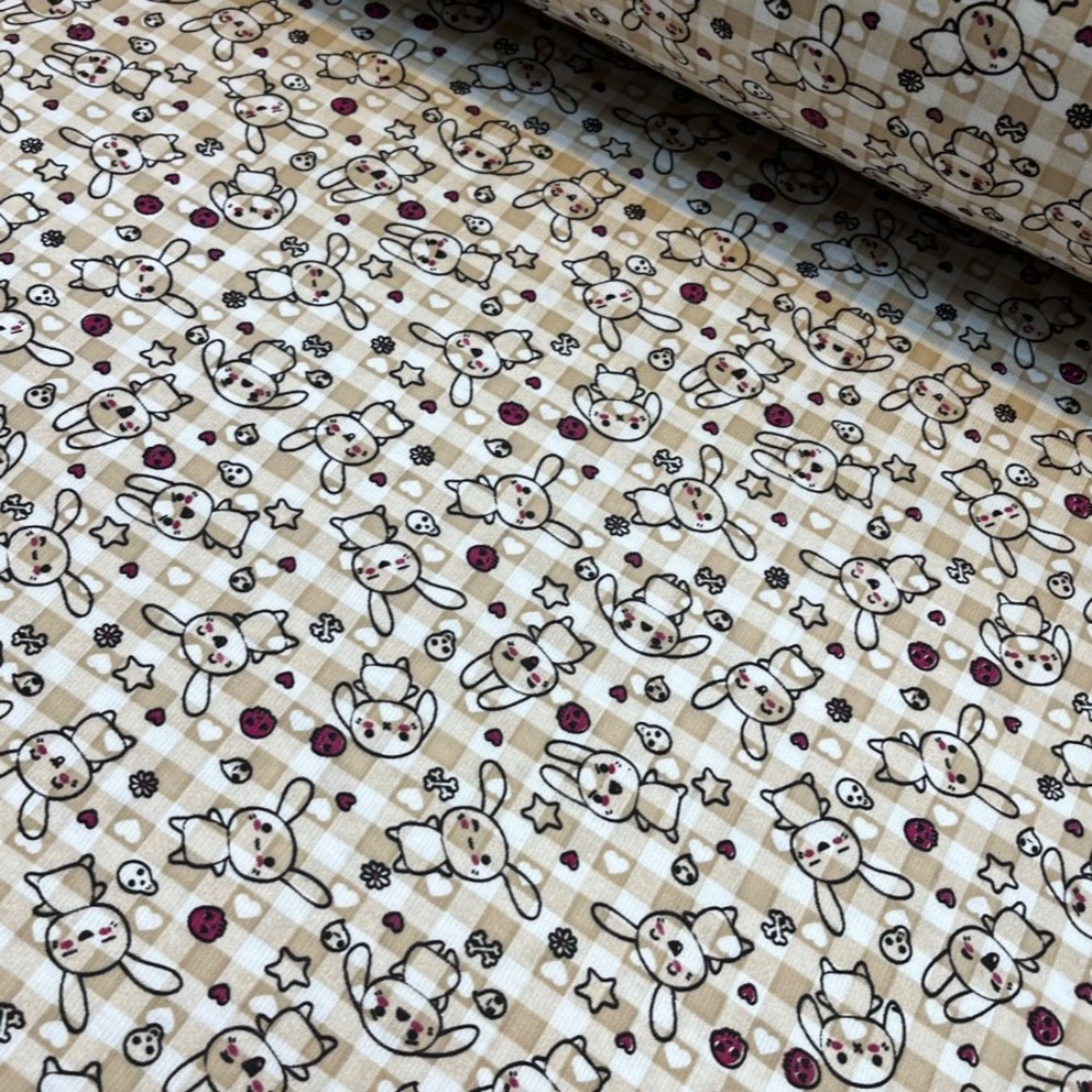 مشخصات پارچه تریکو عروسکی