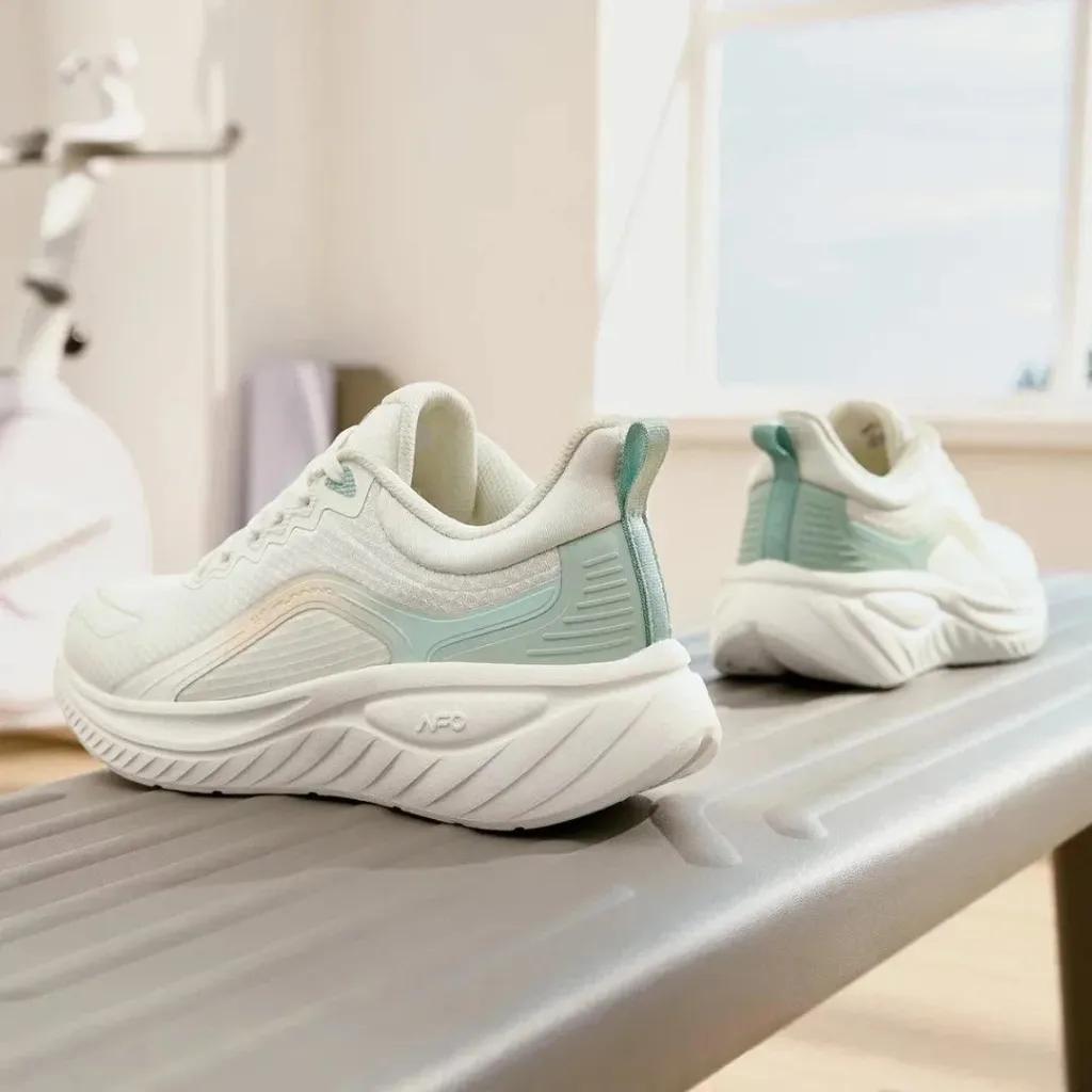 خرید اینترنتی قیمت کفش رانینگ زنانه 361 درجه مدل 682412242-1