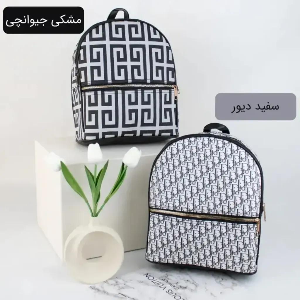 خرید اینترنتی قیمت کوله پشتی چرم مصنوعی اسپرت و روزمره ابعاد 30 در 25 سانتیمتر