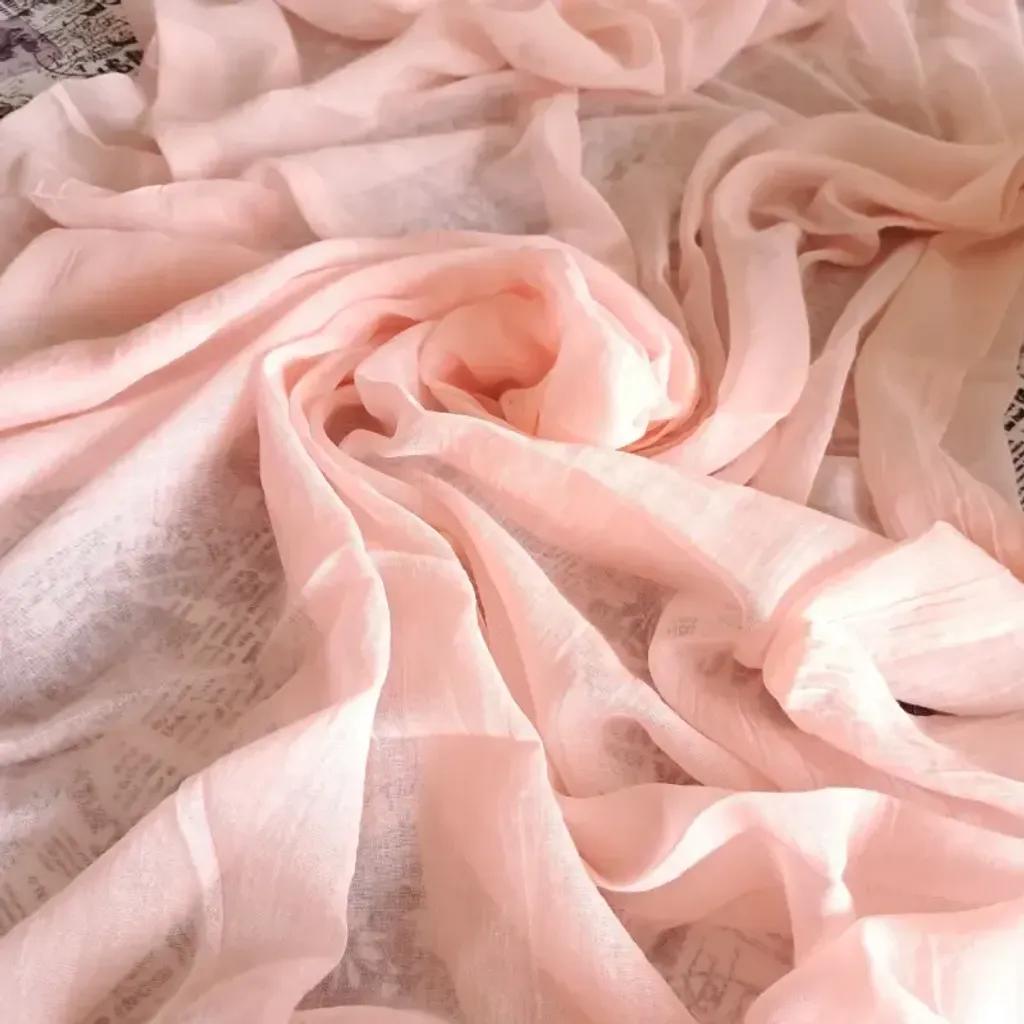 خرید اینترنتی قیمت شال نخی سوپر گیاهی 3 متری مشکی و سفید طرح ساده ابعاد 80 در 250 سانتی متر