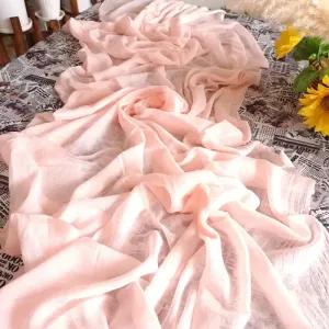 خرید اینترنتی قیمت شال نخی سوپر گیاهی 3 متری مشکی و سفید طرح ساده ابعاد 80 در 250 سانتی متر