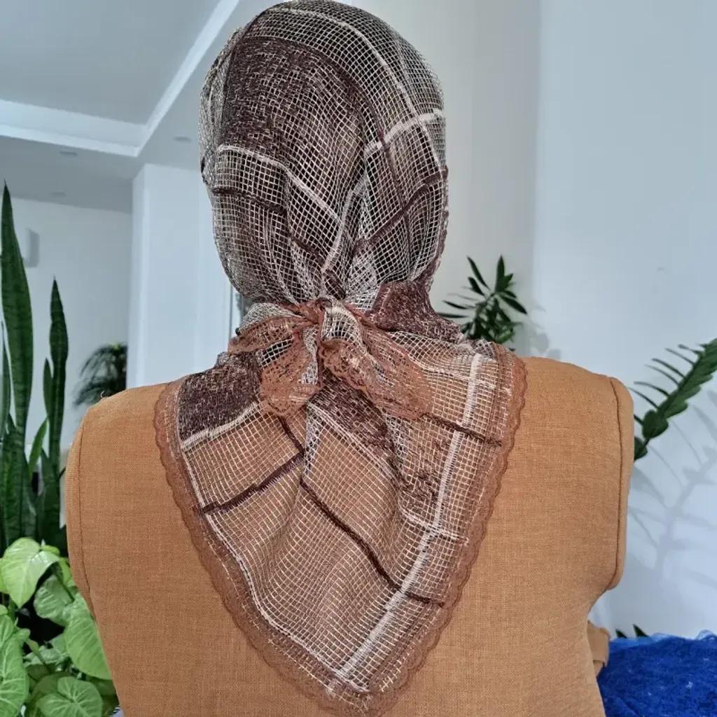 خرید اینترنتی قیمت مینی اسکارف سه گوش گیپور کرم قهوه ای ابعاد 70 در 70 سانتی متر