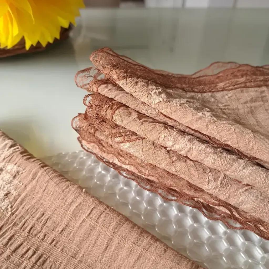 خرید اینترنتی قیمت مینی اسکارف سه گوش نخی طرح کاج ابعاد 120 در 80 رنگ نسکافه ای مشکی طوسی سفید