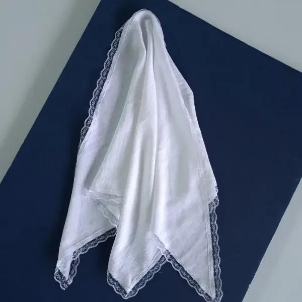 مینی اسکارف سه گوش نخی طرح کاج ابعاد 120 در 80 رنگ نسکافه ای مشکی طوسی سفید
