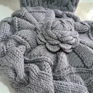 خرید اینترنتی قیمت شال و کلاه بافتنی زنانه دستبافت طوسی جنس کاموا ترک