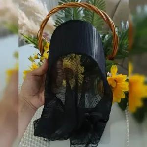 خرید اینترنتی قیمت مینی اسکارف نقابدار سه گوش گیپور مشکی ابعاد 68 در 68 سانتی متر