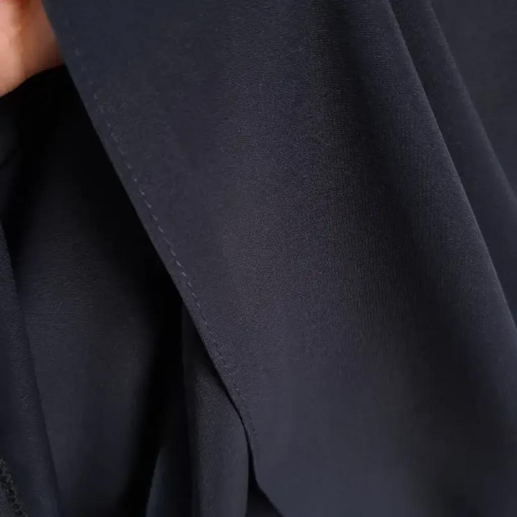 خرید اینترنتی قیمت شومیز زنانه کرپ سرمه ای آستین بلند سایز 1 و 2