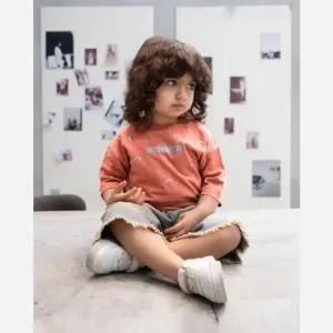 خرید اینترنتی قیمت تیشرت و شلوارک جین کاغذی دخترانه طرح گیلاس سایز 35 و 40