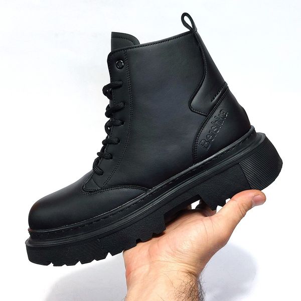 بوت پرطرفدار و همیشه ترند برشکا Bershka Boots