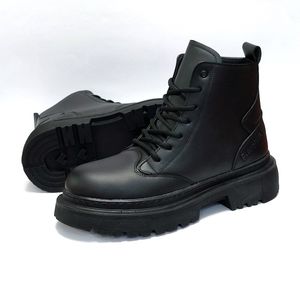خرید آنلاین بوت پرطرفدار و همیشه ترند برشکا Bershka Boots