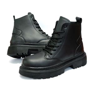 خرید اینترنتی بوت پرطرفدار و همیشه ترند برشکا Bershka Boots