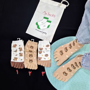 خرید اینترنتی جوراب انگشتی زنانه طرح تدی