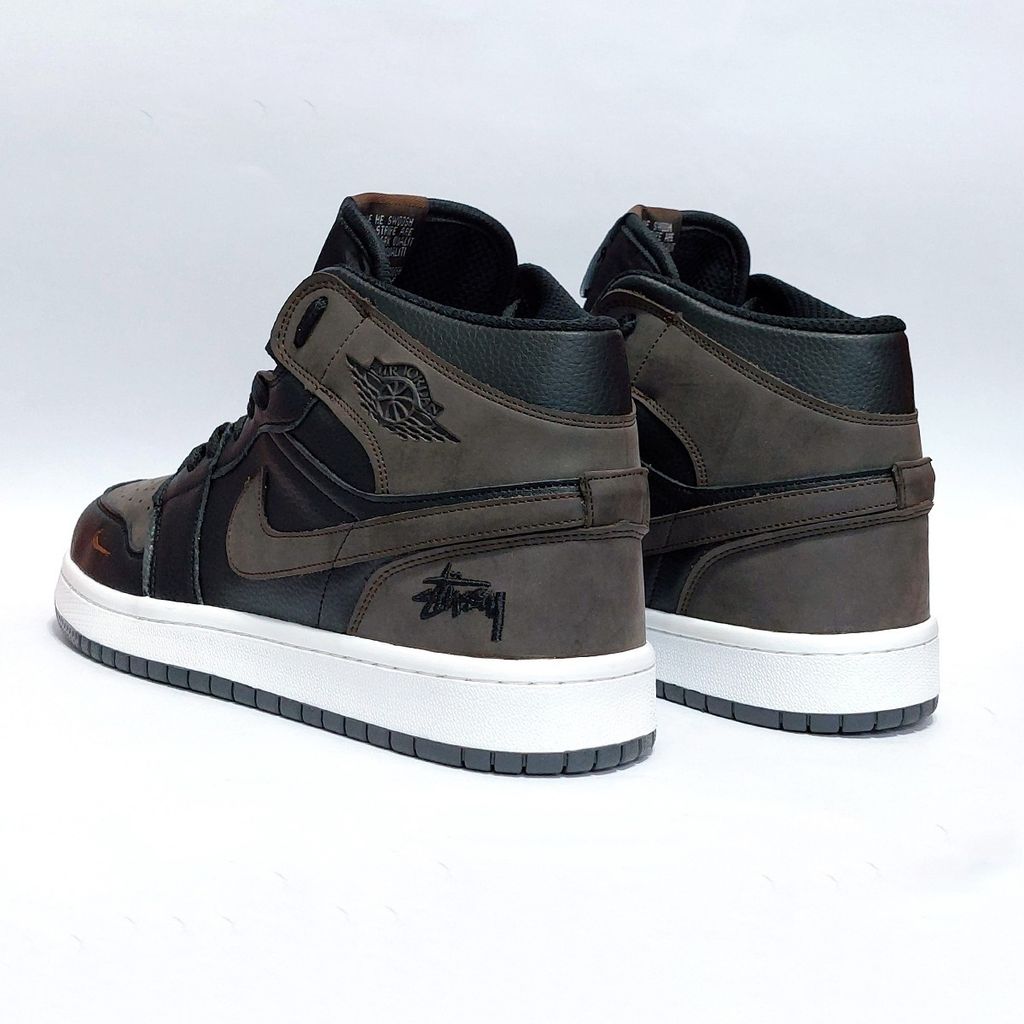 مشخصات کتانی ترند جردن وان استاسی ساقدار رنگ جذاب مشکی قهوه ای Nike Jordan Stussy