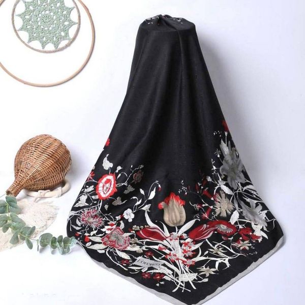 روسری نخ ژاکارد
