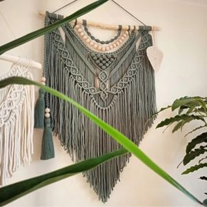 دیوارکوب اویز مکرومه بافی  طرح خاطره