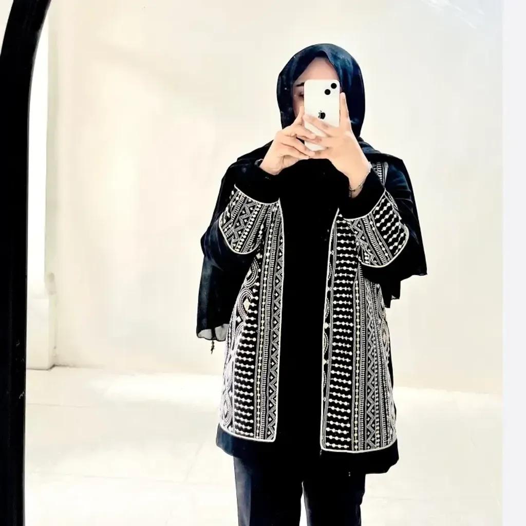 خرید اینترنتی قیمت کت سوزن دوزی مشکی کرپ مرویجت زنانه دُرّکالکشن سایز 40-44 مناسب مهمانی قد 80