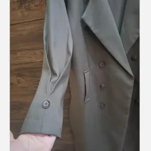 خرید اینترنتی قیمت مانتو اورال بلند زنانه و دخترانه جنس کرپ مورگان وارداتی فری سایز 46 تا 54