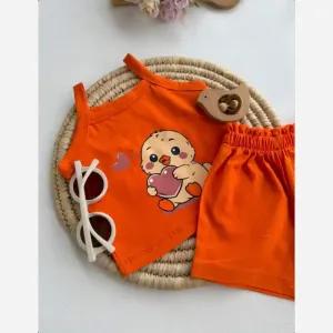 خرید اینترنتی قیمت ست تاپ و شلوارک نوزادی دخترانه پنبهای طرحدار سایز 6 ماه تا 2 سال