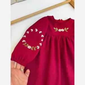 خرید اینترنتی قیمت سارافون دخترانه مخمل کبریتی گلدوزی شده مناسب 6 ماه تا 7 سال
