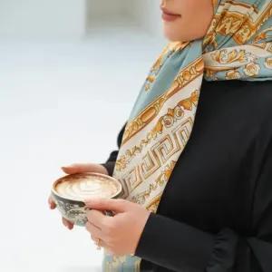 خرید اینترنتی قیمت مانتو عبایی عربی مدل بهاره جنس کرپ سوپر الیزه یقه گرد