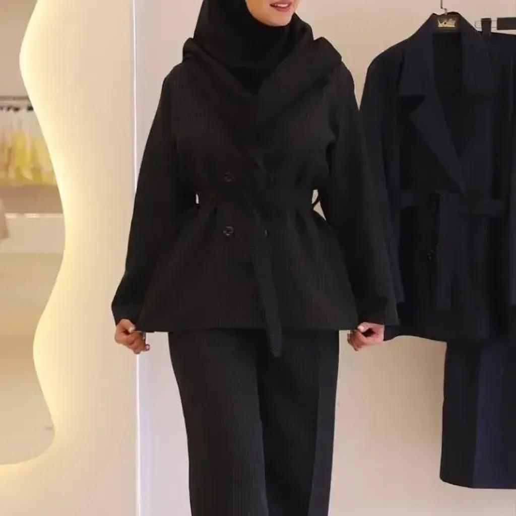 خرید اینترنتی قیمت کت شلوار زنانه دیپلمات پرشیا مدل خوشه رنگ مشکی طوسی سورمه ای