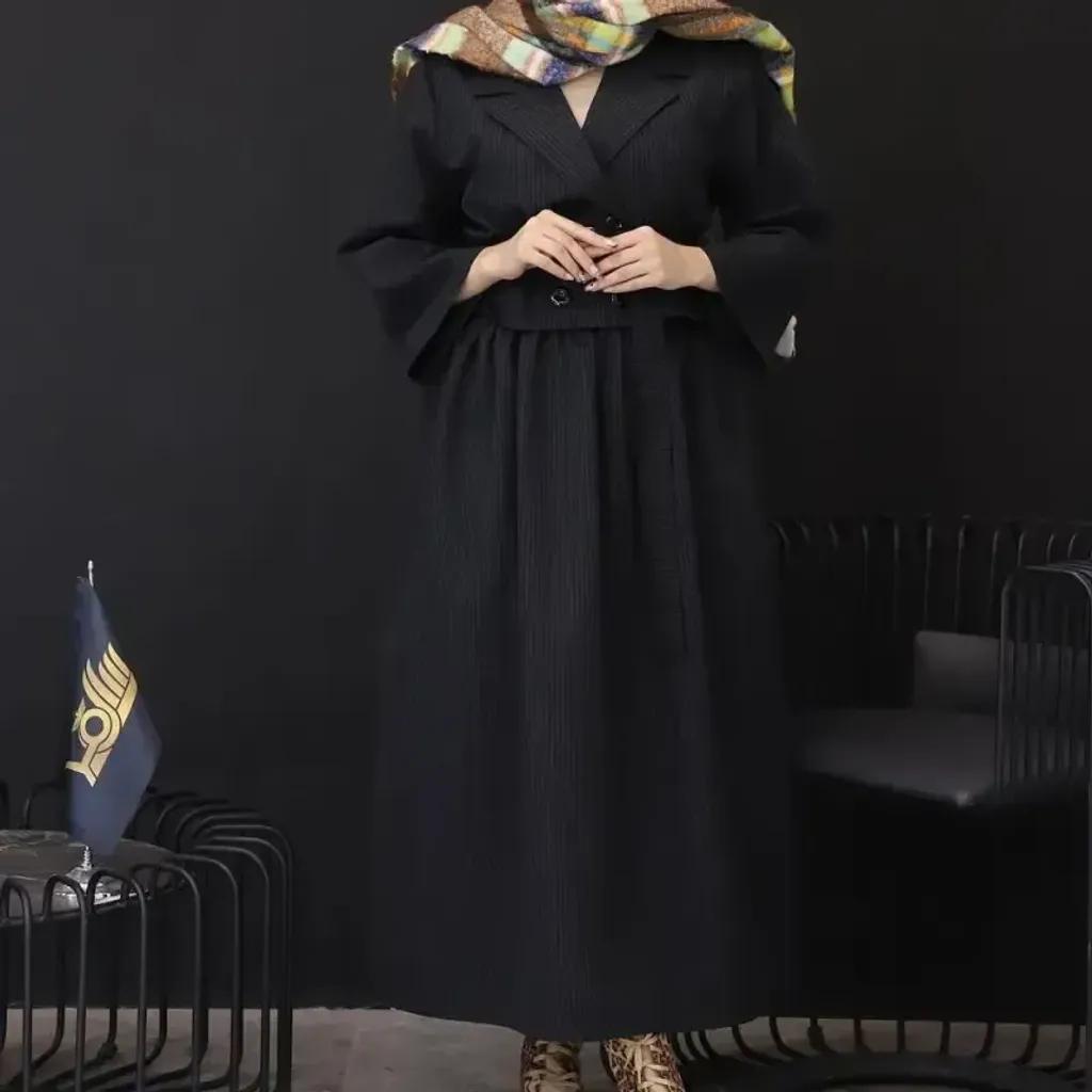 خرید اینترنتی قیمت کت دامن زنانه مدل برشکا پارچه دیپلمات رنگ مشکی سایز 1 و 2