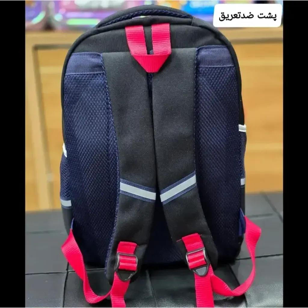 خرید اینترنتی قیمت کوله پشتی مدرسه پسرانه مقطع ابتدایی سه خانه ضدتعریق طرح عکسدار