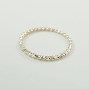 خرید انلاین انگشتر حلقه نقره عیار 925 ، ساخت تایلند ، عیار حک شده  ، کد 039