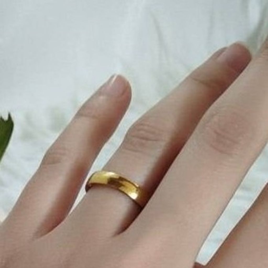 خرید انلاین ست ساعت رولکس زنانه طلایی با دستبند و حلقه