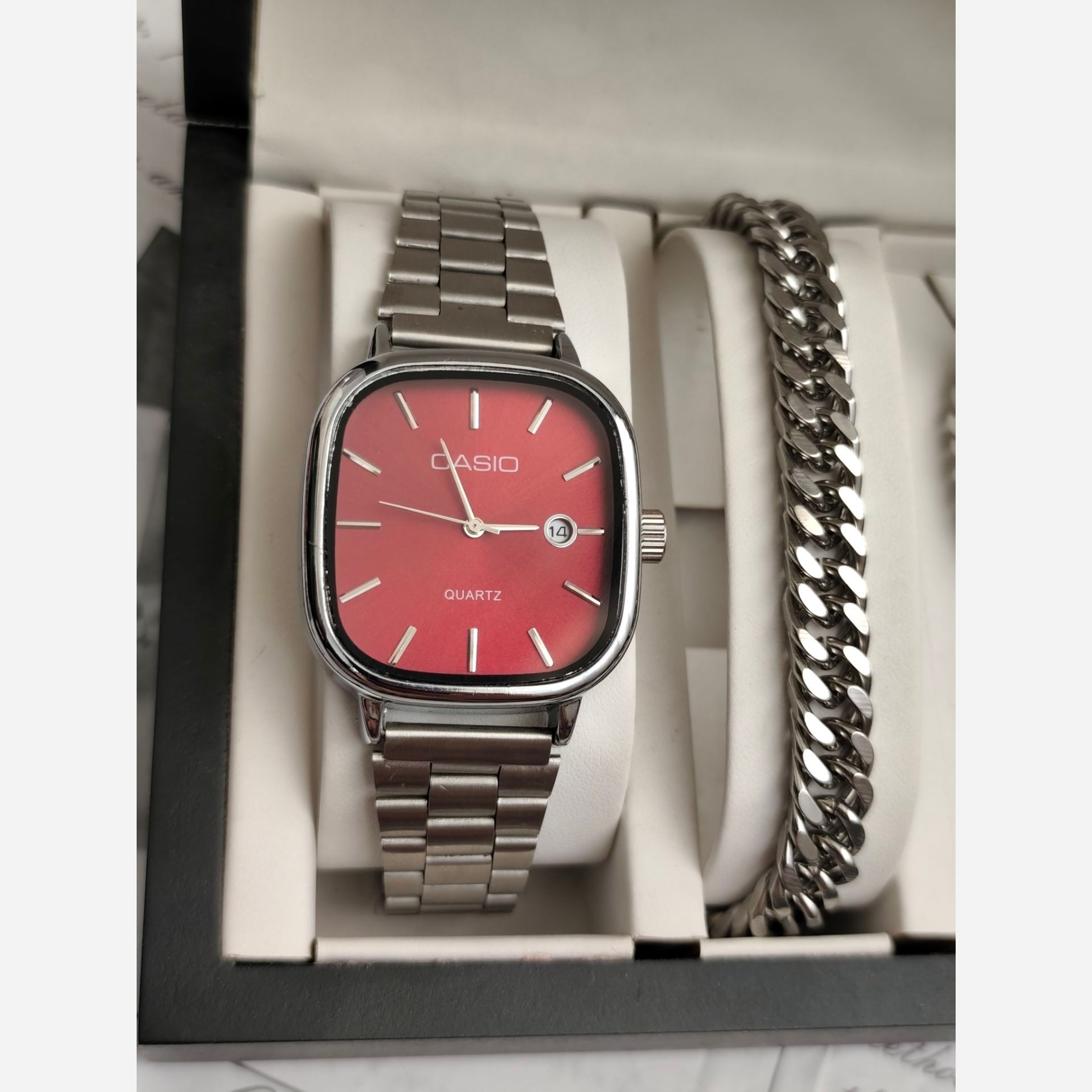 فروش اینترنتی ست ساعت مردونه کاسیو casio اولدمانی با دستبند و گردنبند کارتیر و حلقه استیل