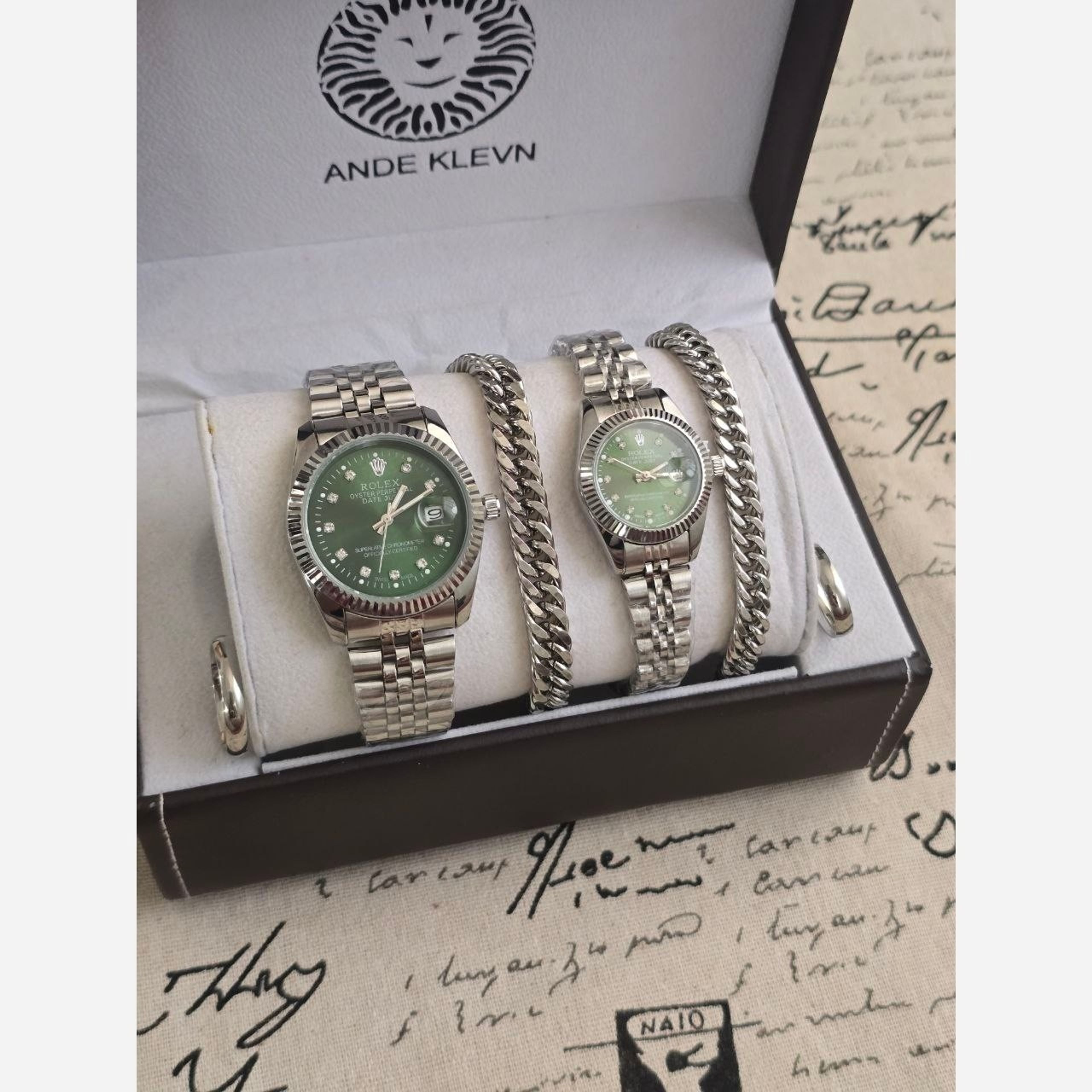 خرید اینترنتی ساعت زنانه و مردانه رولکس Rolex ست با دستبند و انگشتر صفحه سبز با ارسال رایگان