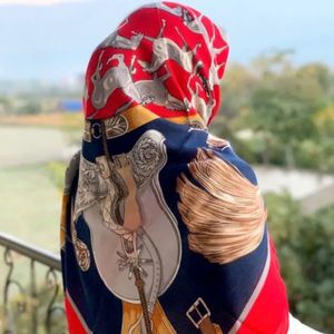 خرید آنلاین روسری سیااسکارف پاییزه
