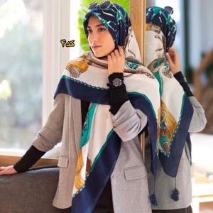 خرید آنلاین روسری سیااسکارف پاییزه