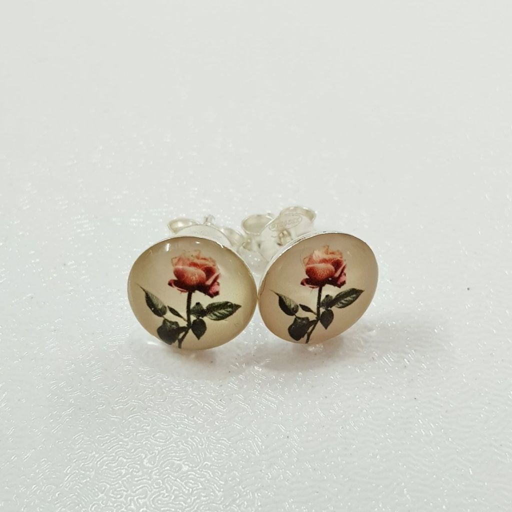 قیمت ارزان گوشواره گلگوش جنس نقره عیار 925 طرح گل رز ، کد 075