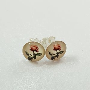 قیمت ارزان گوشواره گلگوش جنس نقره عیار 925 طرح گل رز ، کد 075