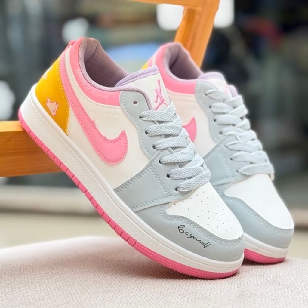 خرید اینترنتی قیمت ونس بزرگسال طرح نایک جردن Melo از MA shoes کد 5063004