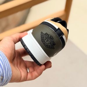 خرید اینترنتی قیمت ونس بزرگسال طرح نایک جردن Melo از MA shoes کد 5063004