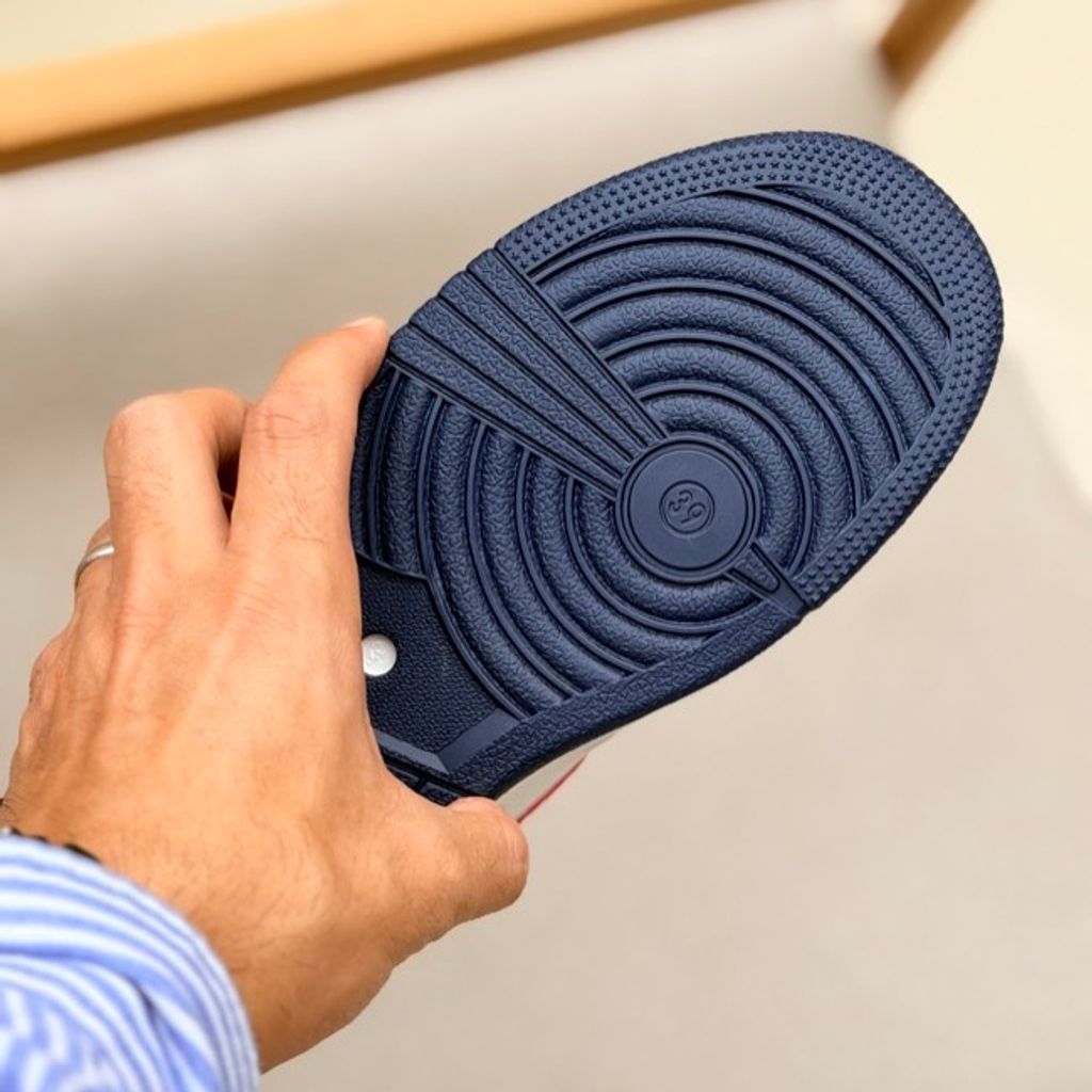 خرید اینترنتی قیمت ونس بزرگسال طرح نایک جردن برزنتی از MA shoes کد 5063001