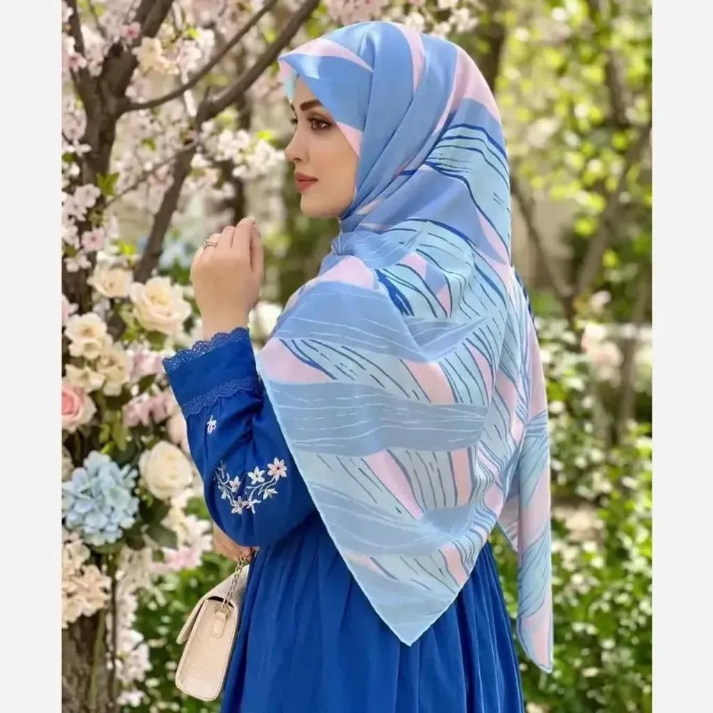 خرید اینترنتی قیمت روسری نخی کاستوم سیتو قواره بزرگ طرح آوان 140 سانتیمتر دور دوخت لیز نیست