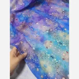 خرید اینترنتی قیمت روسری نخ کاستوم طرح ساحل سایز 140 دور چرخ دوز