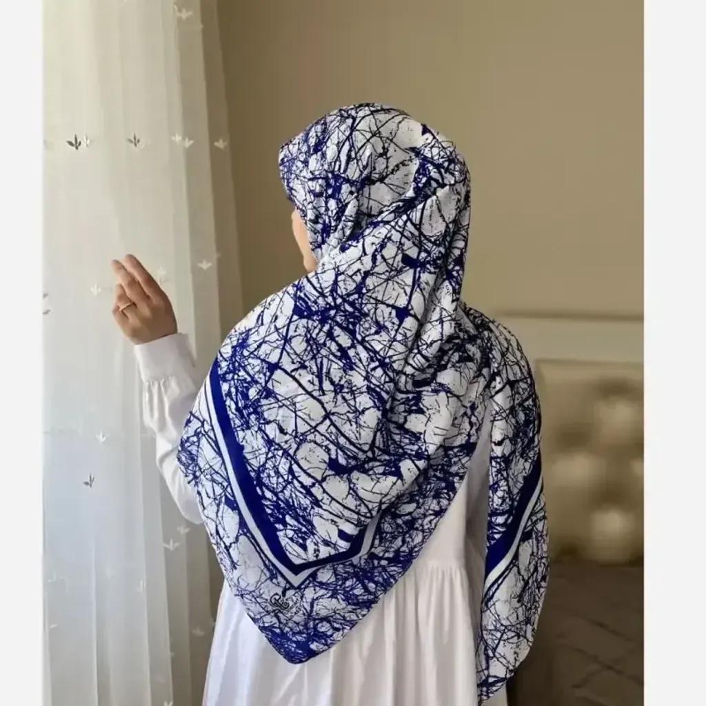 خرید اینترنتی قیمت روسری نخ طرح ختن ابعاد 140 در 140 بانوان