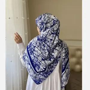 خرید اینترنتی قیمت روسری نخ طرح ختن ابعاد 140 در 140 بانوان