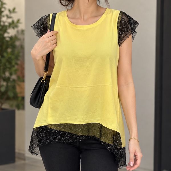 شومیز زنانه زرد با آستین و پایین‌تنه گیپور مشکی