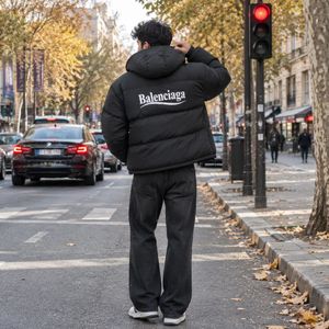 قیمت کاپشن ضد آب داخل پشمی Balenciagaمشکی