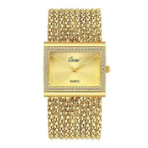 قیمت ساعت مچی زنانه اورجینال کاکاچی cacaxi طلایی با کیفیت عالی